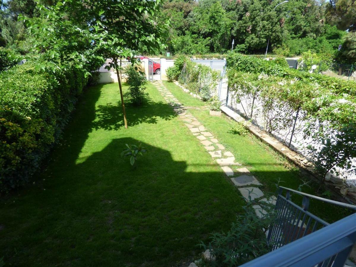Complesso Primavera Tirrenia Buitenkant foto